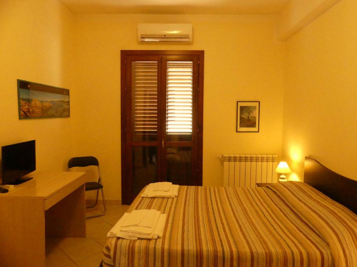 Beb 2000 Sassari Exterior foto