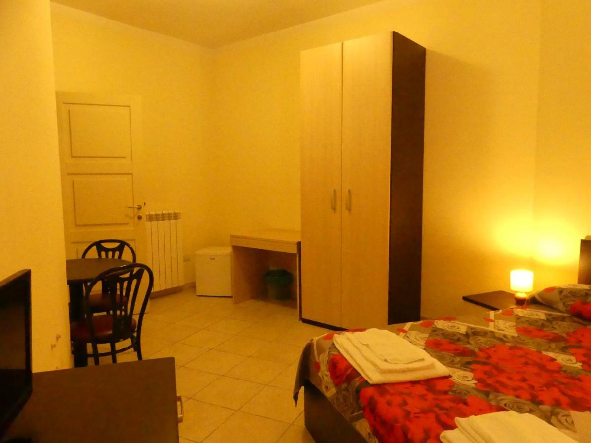 Beb 2000 Sassari Exterior foto